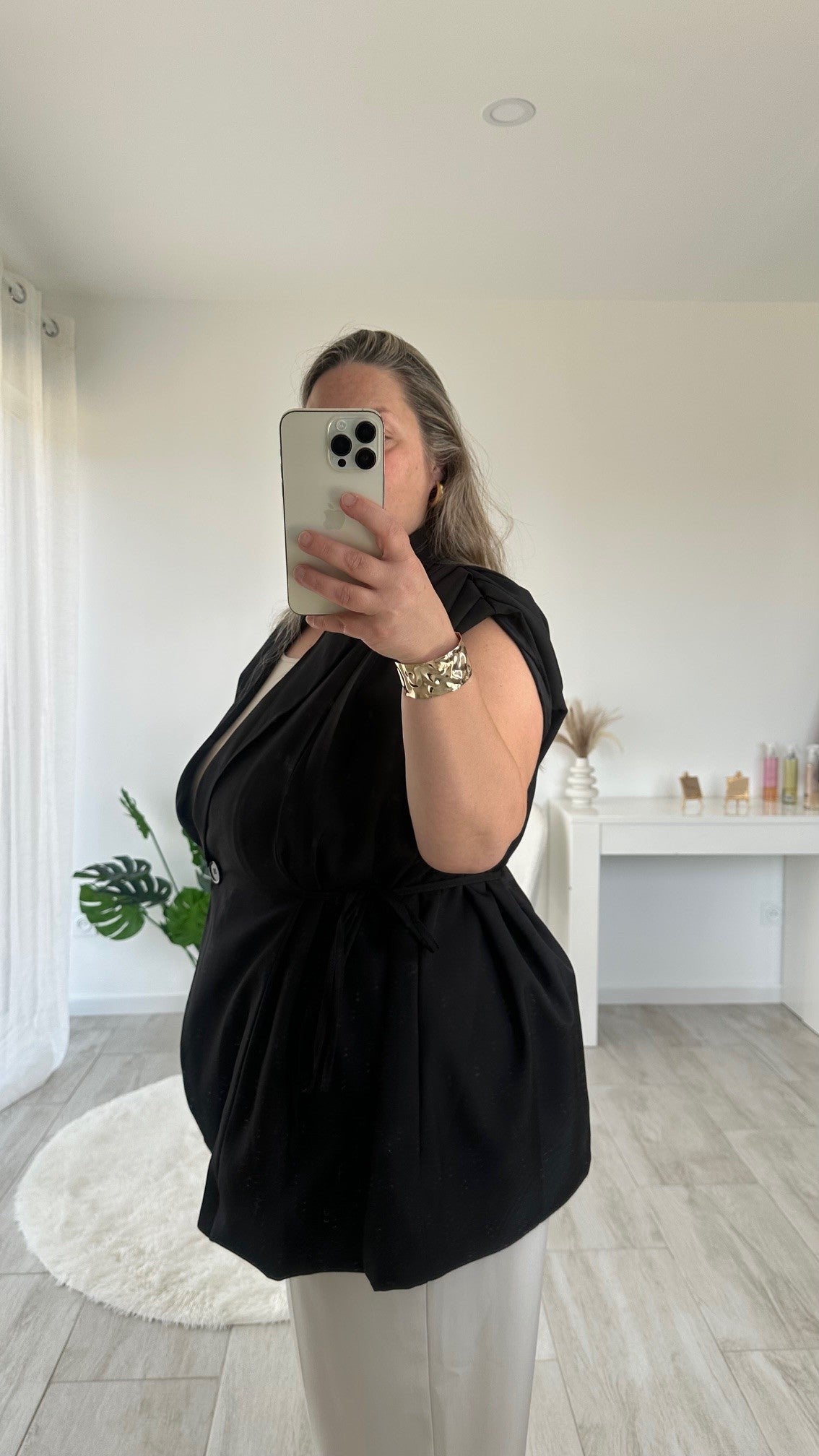 Blazer noir Camille sans manches ajustable