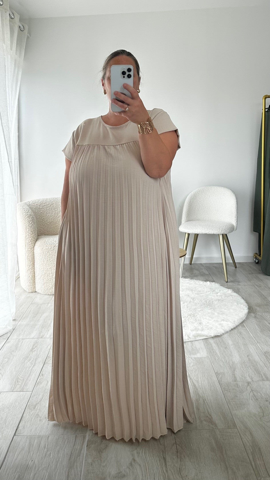 Robe longue plissée