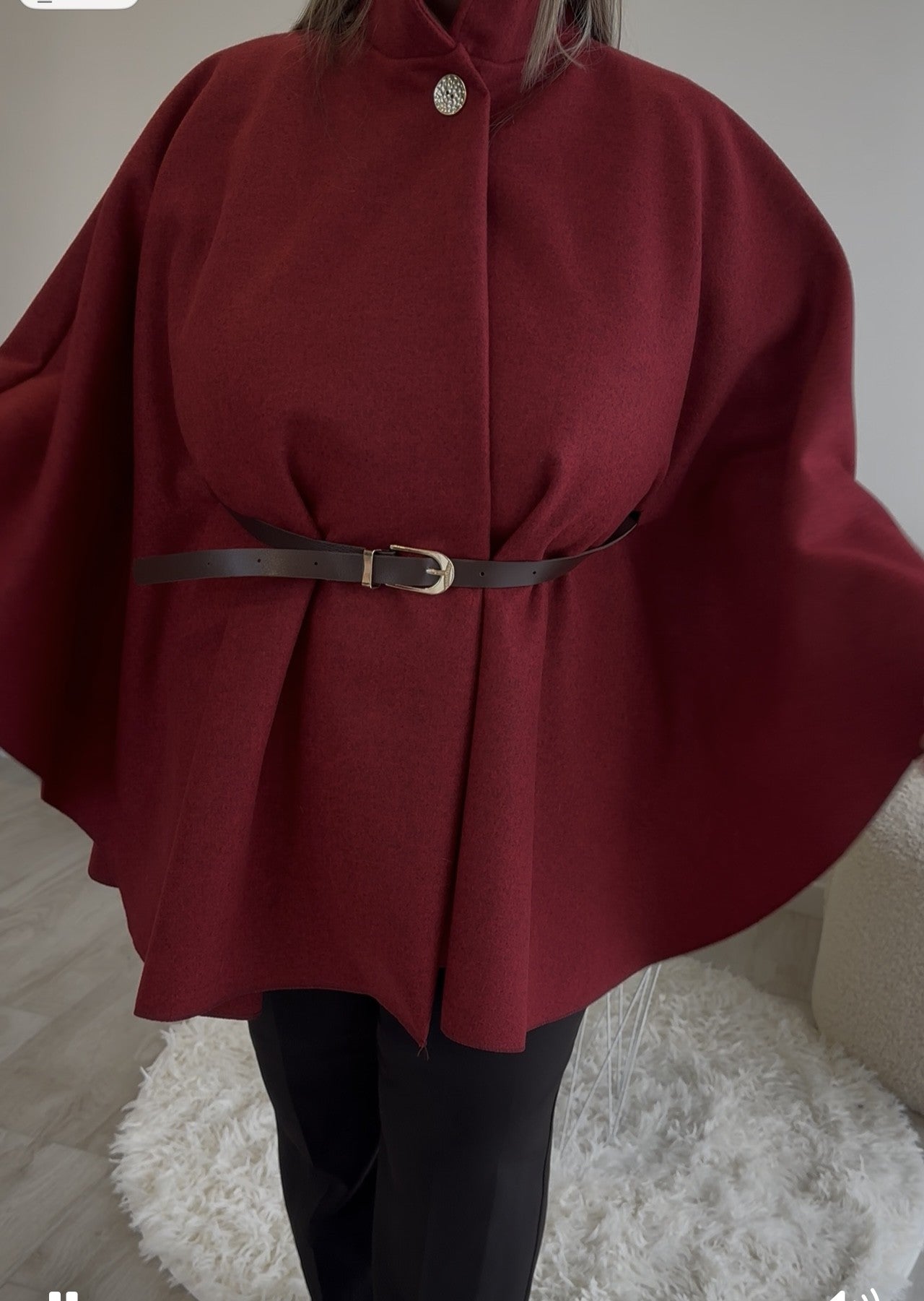 Manteau cape ceinturé