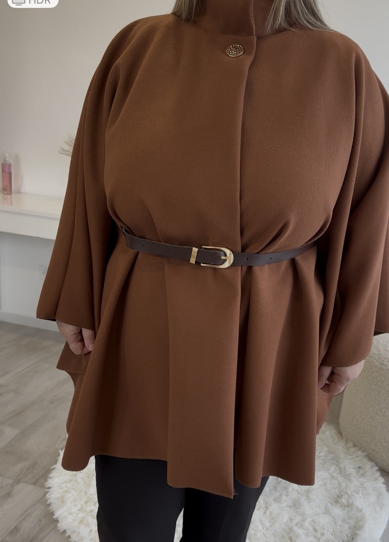 Manteau cape ceinturé